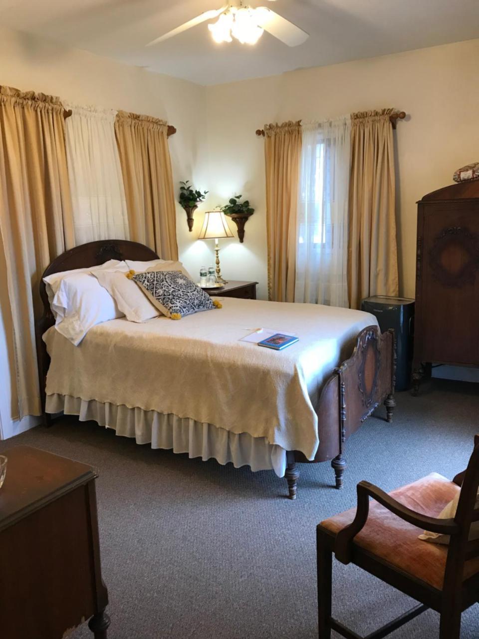 Julietta House 호텔 글로스터 외부 사진